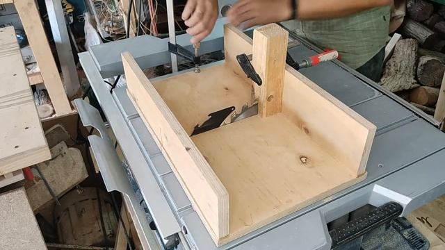 Самый простой способ сделать круглые деревянные палочки смотреть онлайн