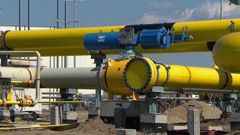 "Газпром" с 1 июня приостанавливает поставки в Великобританию и Данию