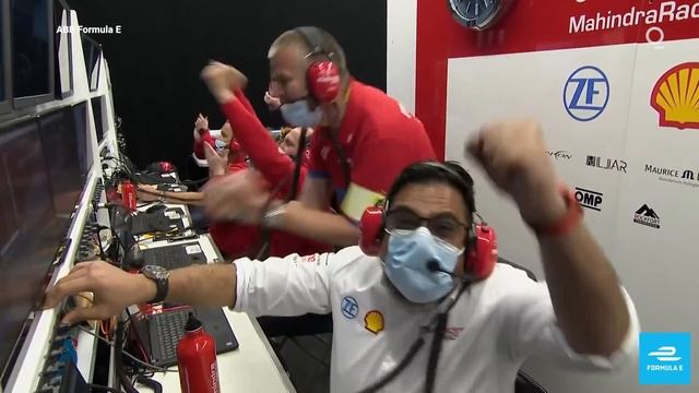 How Formula E Is Electrifying Racing смотреть онлайн