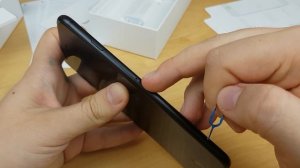 iPhone 7 и iPhone 7 Plus - как вставить СИМ-карточку