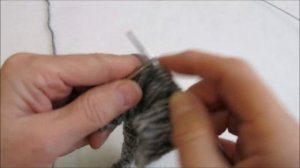 Мастер класс. Мужская шапка спицами с круглой макушкой. Men's knitted hat. Master Class.