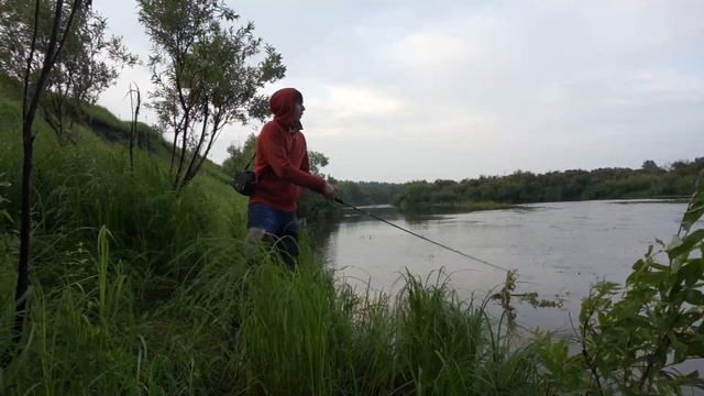 Рыбалка на корягу. Короткая рыбалка на щуку на реке Омь. Джеркбейты. смотреть онлайн