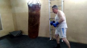 Тренировка на груше , удары по груше, замедленные удары, замедленное видео,