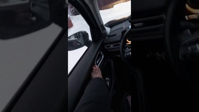 Закрыть EXEED VX с работающим двигателем без сторонней сигнализации. смотреть онлайн