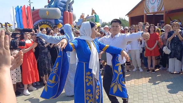 г.Сургут Фестиваль национальных культур "Соцветие" танцы Ногайской культуры 04.06.2023г. смотреть онлайн