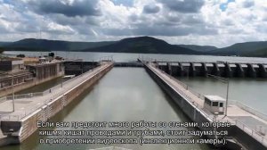 Как просверлить стену, не задев проводку