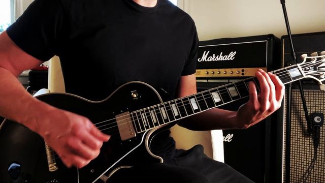 Gibson Les Paul Standard vs Gibson Les Paul Custom w/ Marshall Plexi | Mark Bouras смотреть онлайн