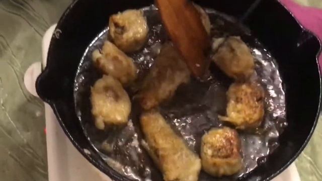 Минтай жареный на сковороде