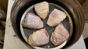 КОПТИЛЬНЯ СВОИМИ РУКАМИ. КОПТИЛЬНЯ ИЗ ПРОСТЫХ ДЕТАЛЕЙ. КОПЧЕНАЯ КУРИЦА. ЛЕГКО И ПРОСТО.