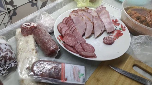 Новый год без меня/Праздничный стол/Пожелания/Танцы и веселье смотреть онлайн