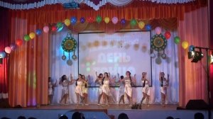 Греческий танец "Сиртаки"