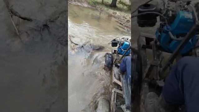 Самодельный минитрактор переломка 4х4 полный привод, первый выезд после мадернизации смотреть онлайн