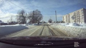 Обзор сигнатурного гибридного видеорегистратора Neoline X-COP 9350с. город день с оповещением
