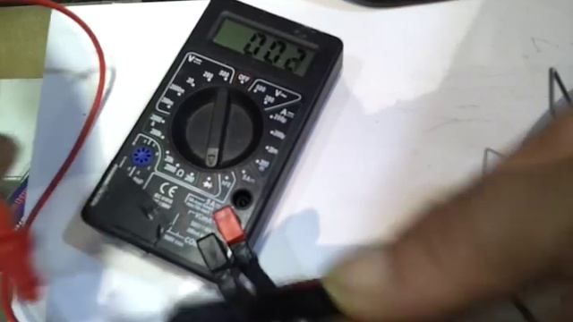 LED de 2 pins en Downlight de 4 pins quitando balastros electrónicos смотреть онлайн