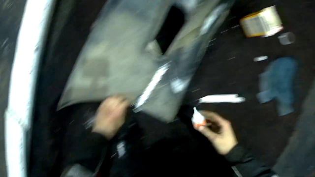 Как отремонтировать бампер клеем и содой на Марк2