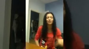 Девушка хорошо читает рэп (Альбина Сафарова)