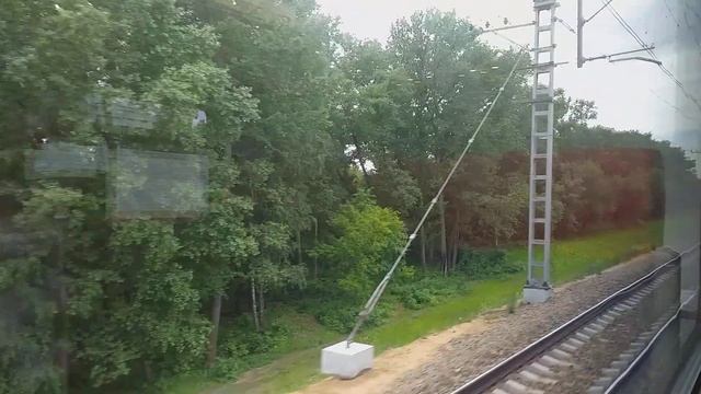 Вид на платформу Славянский бульвар из окна электропоезда смотреть онлайн