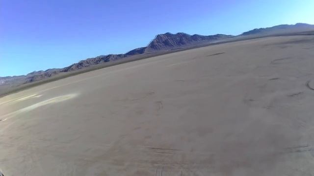 Maiden flight of the flying contraption at El Dorado dry lake bed. смотреть онлайн