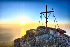 16. Одна ночь в пустыне Святой горы Афон. Часть 16. Совершение Божественной Литургии.mp4