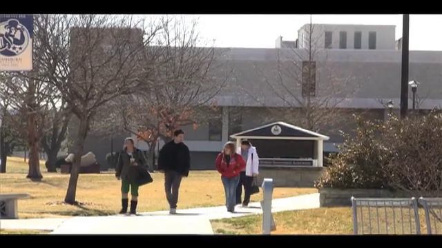 Washburn Founders Day, by: Rodolfo Parisi, Washburn Review смотреть онлайн