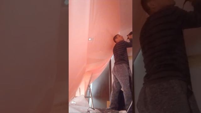 Натажной Потолок Который Делал Капец 8 Лет Назад смотреть онлайн