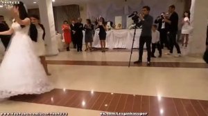 Белая лебедь