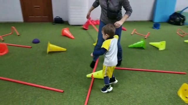 Будни молодой мамы | Первая тренировка ⚽ | Новая стрижка