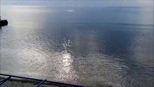 Алушта в мае. Набережная утром смотреть онлайн