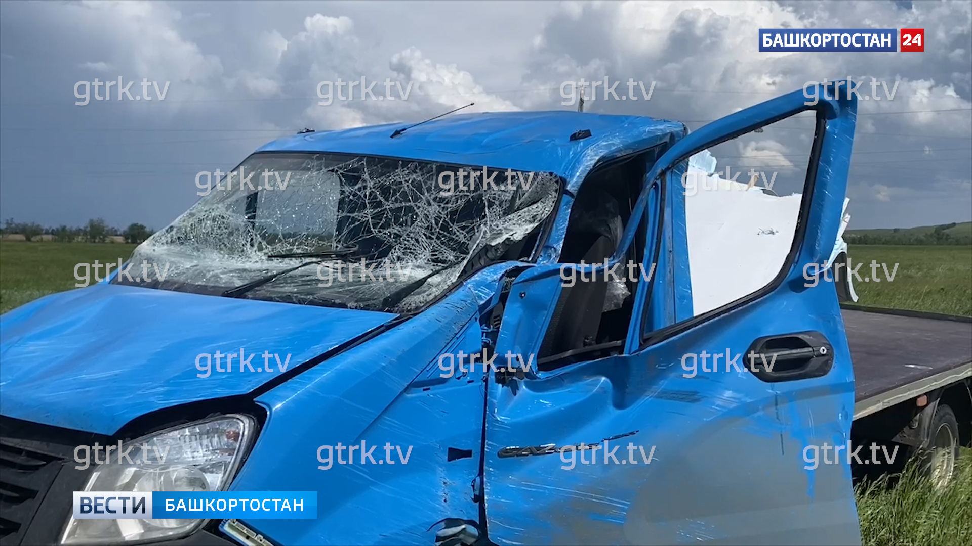 Торнадо перевернул машины и поломал столбы в Башкирии