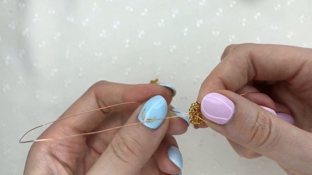 Как сделать Ромашку из бисера. Простые цветы из бисера/ flowers made of chamomile beads DIY