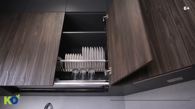 Современная кухня с барной стойкой