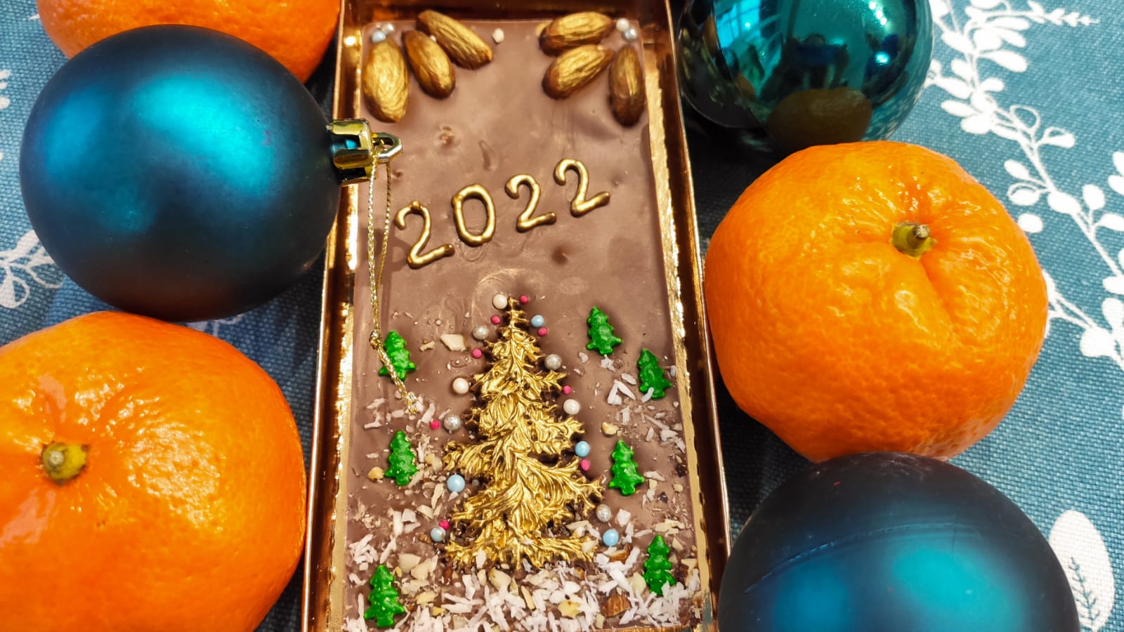 Коллегам на новый год. Рад будет любой смотреть онлайн