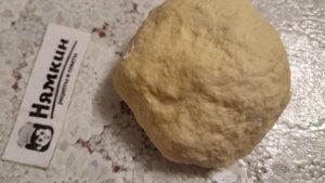 Жареные пирожки на кефире с луком и яйцом