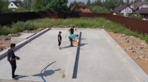 Монолитная плита с ростверком. Фундамент на забивных сваях. Владимировка.