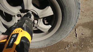 Гайковерт сетевой ударный DEKO DKIW1100, 1100 Вт, 550 Нм