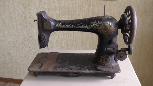 Швейная машинка SINGER 1869 года выпуска, под реставрацию. смотреть онлайн