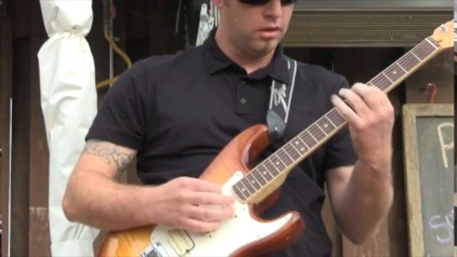 Great sound @Lagunitasbrewery #fender #guitarsolo смотреть онлайн