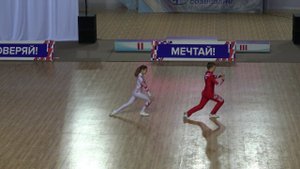 А класс-микст Мужчины и женщины Техника ног