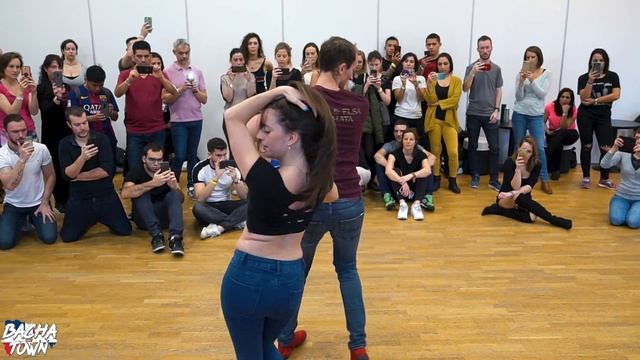 Ludo & Elsa / Esme - Amantes / Bachata Sensual смотреть онлайн