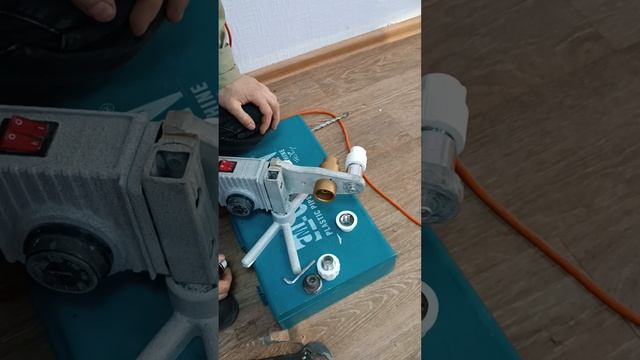 Ремонт  PPR муфты когда лопнула резьба