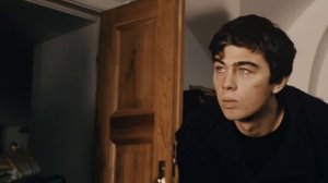 Narvent - Suffering (4K Music Video)