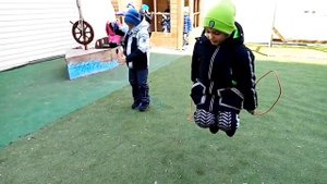 Павловский тракт (старшая группа). Подвижные игры со скакалкой