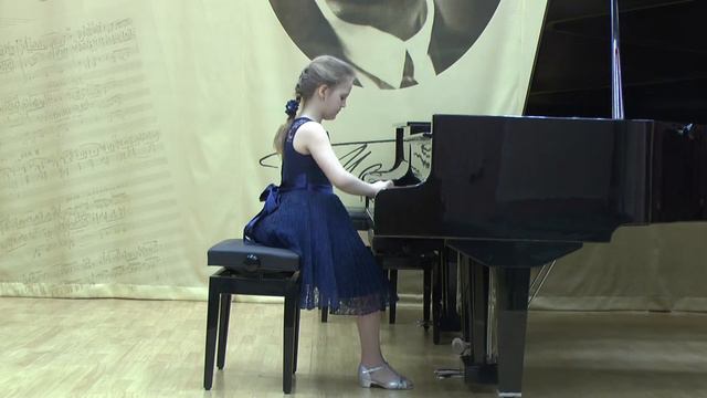 Арефьева Арина 1 класс, ДМШ им. Б.Л. Пастернака. смотреть онлайн