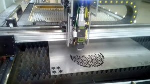 Лазерная резка Краснодар.  Резка нержавейки 2 миллиметра, оптоволоконный лазерный станок