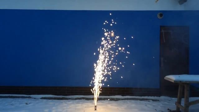 Уличный фонтан  FPF102 - КАСКАД 2   - высота 2 м. - время работы 60 сек. FPF 102 #PYROtehnik