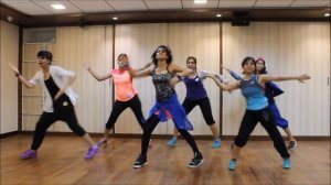Zumba Routine on Traketeo | Zumba Dance for Beginners | Choreographed by Vijaya Tupurani