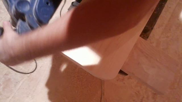 Скругление углов на ступенях у деревянной лестницы смотреть онлайн