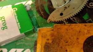 моторчик стеклоподъемника на Toyota 4Runner 130 ,91 года от шевроле авео