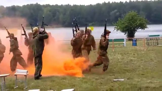 Как отмечали день ВДВ в Барановичах смотреть онлайн