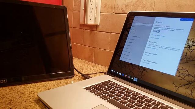 AOC E1759FWU-B 17.3" HD+ 60Hz USB 3.0 Portable LED Monitor Refurbished (01-2019) смотреть онлайн